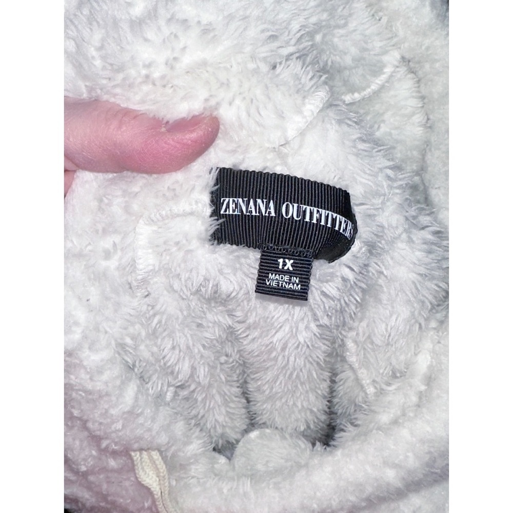 Zenana Outfitters white/cream soft fleece pullover - Picture 4 of 5